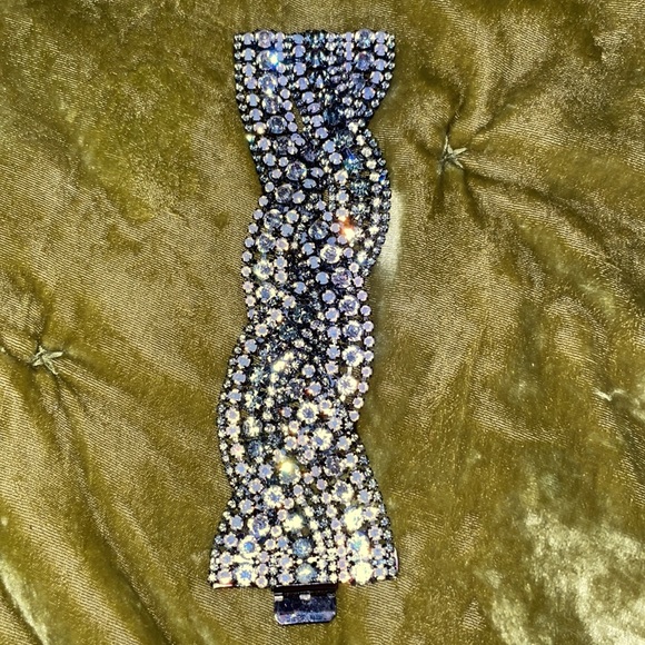 Elizabeth Cole bracelet - Picture 2 of 4